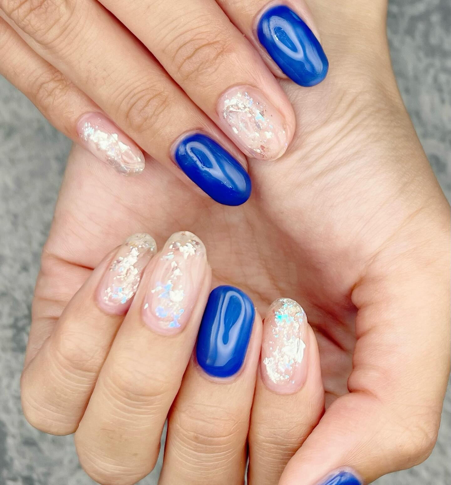 お客様のネイル＆耳つぼジュエリーの紹介です😊💅