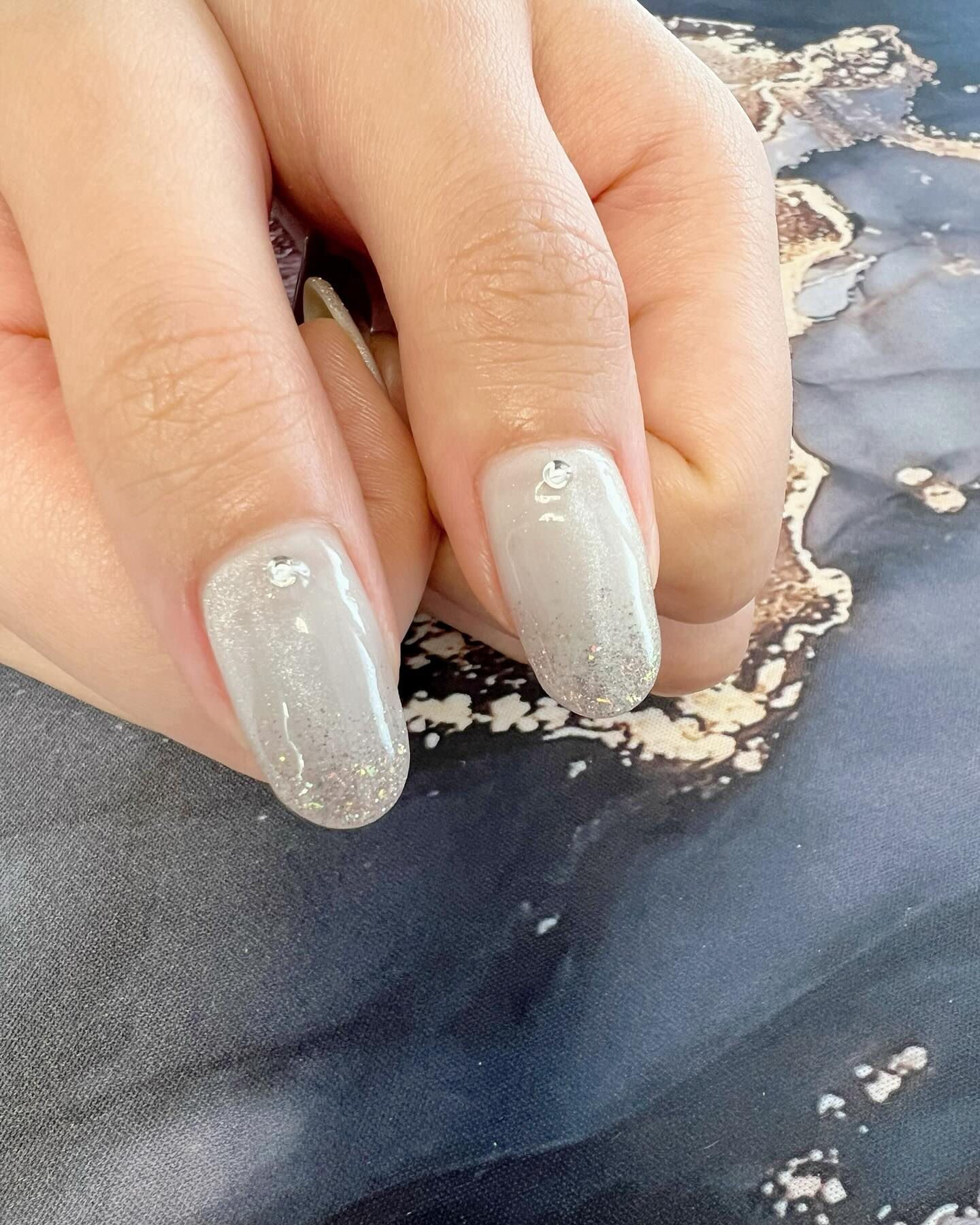 マグ＆フラッシュネイルさせていただきました💅