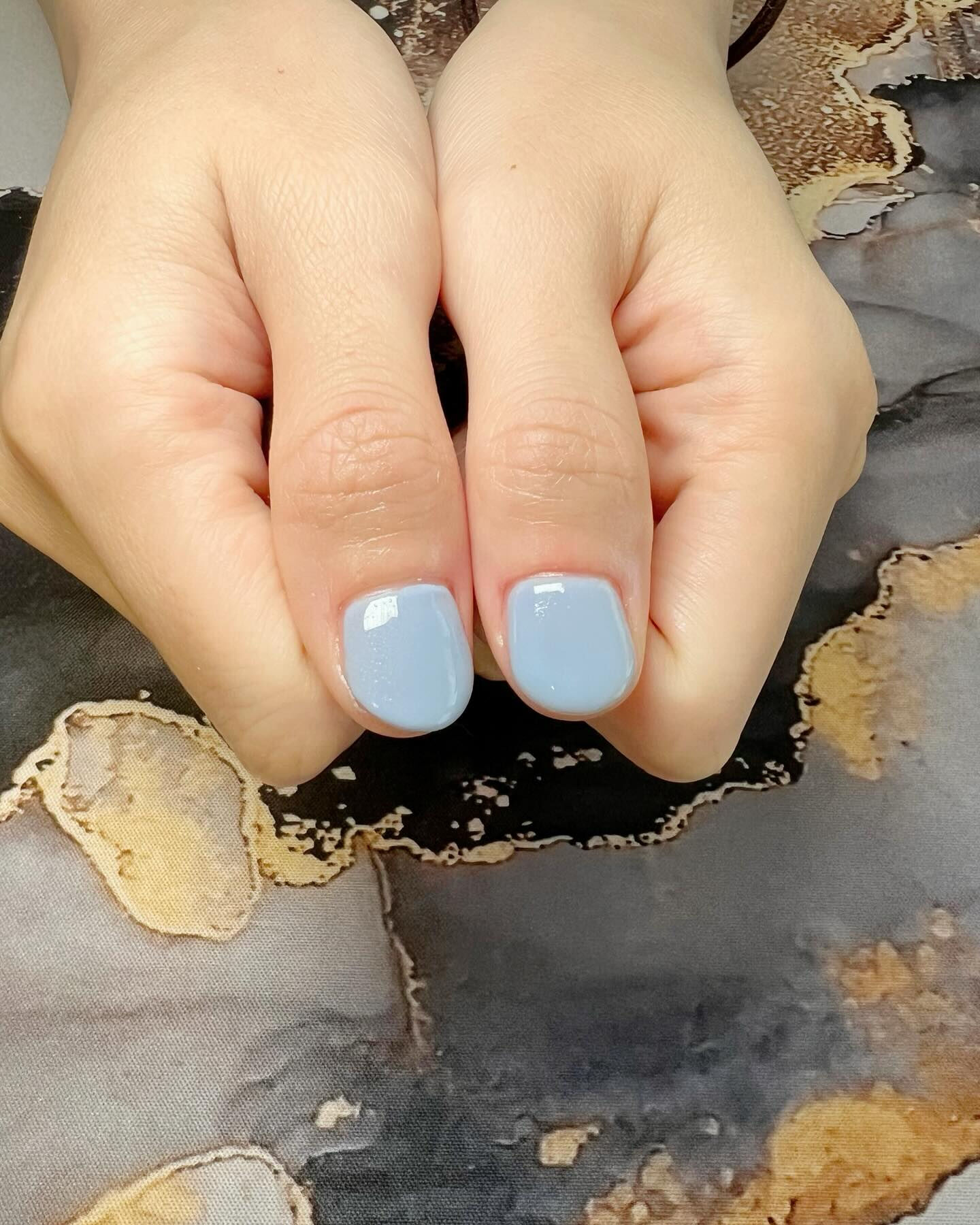 シンプルワンカラーのショートネイルをさせていただきました💅