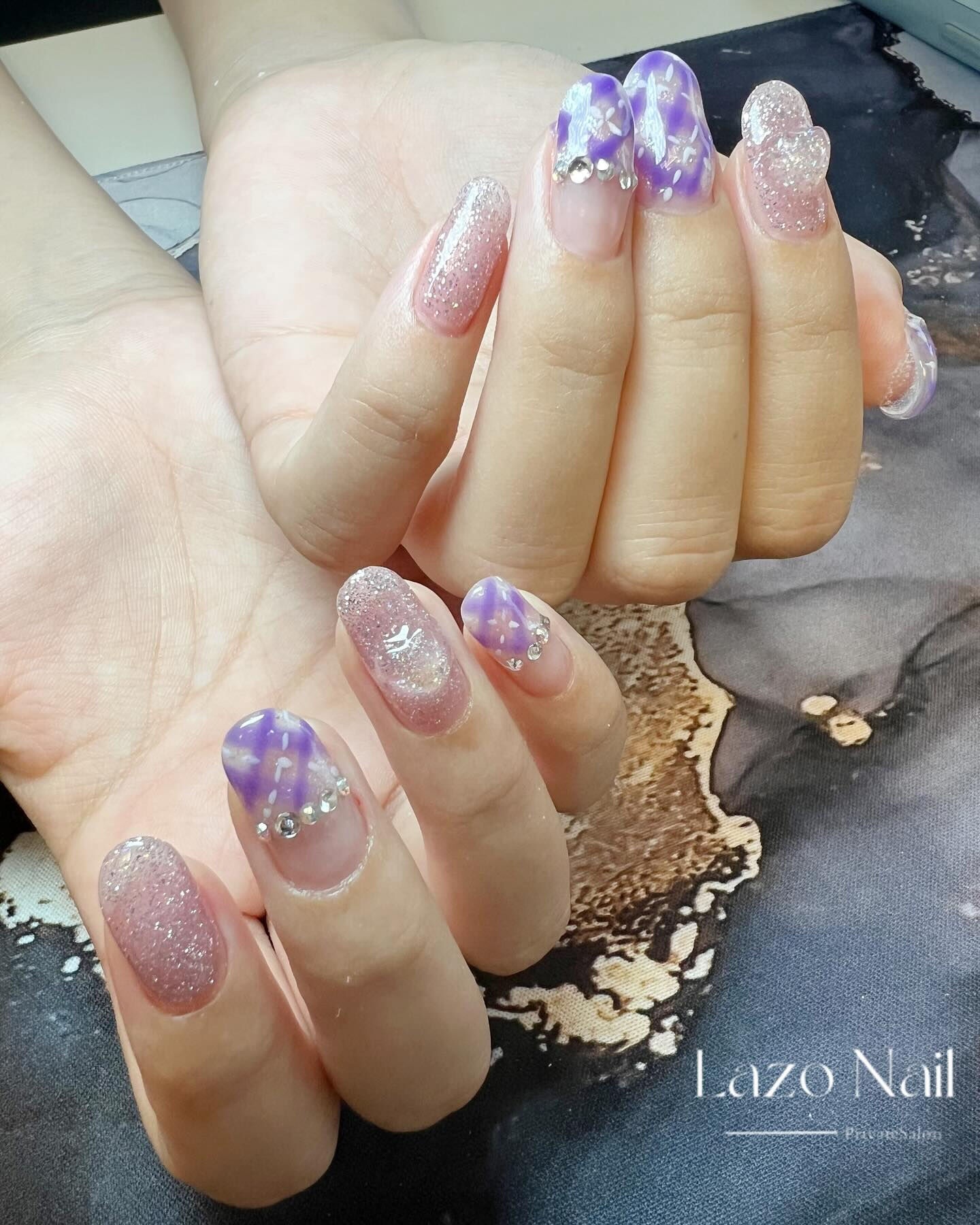 持ち込みデザイン推し色でさせていただきました💅