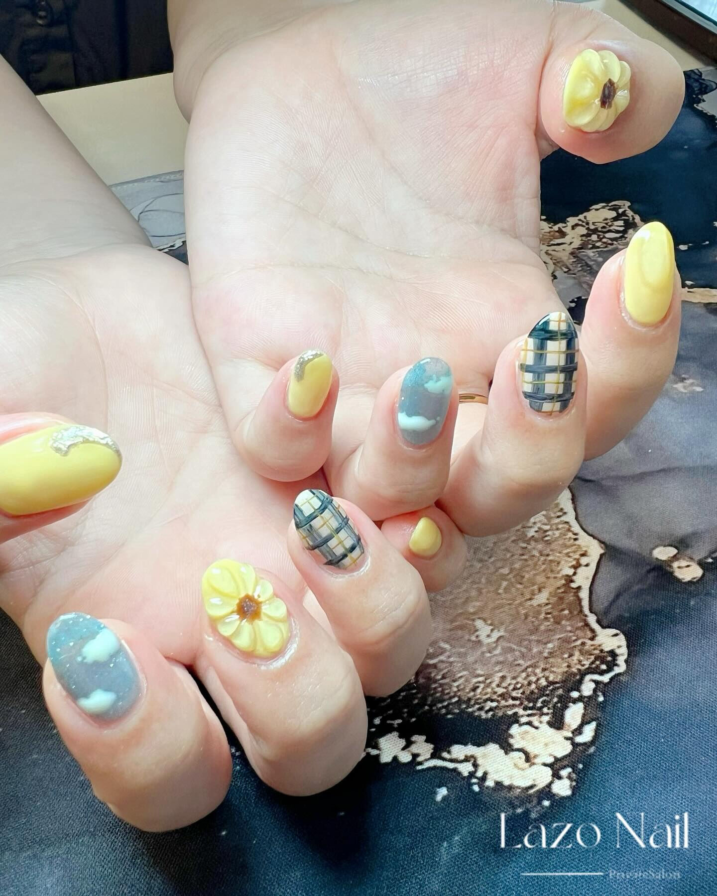 持ち込みデザインネイルさせていただきました💅