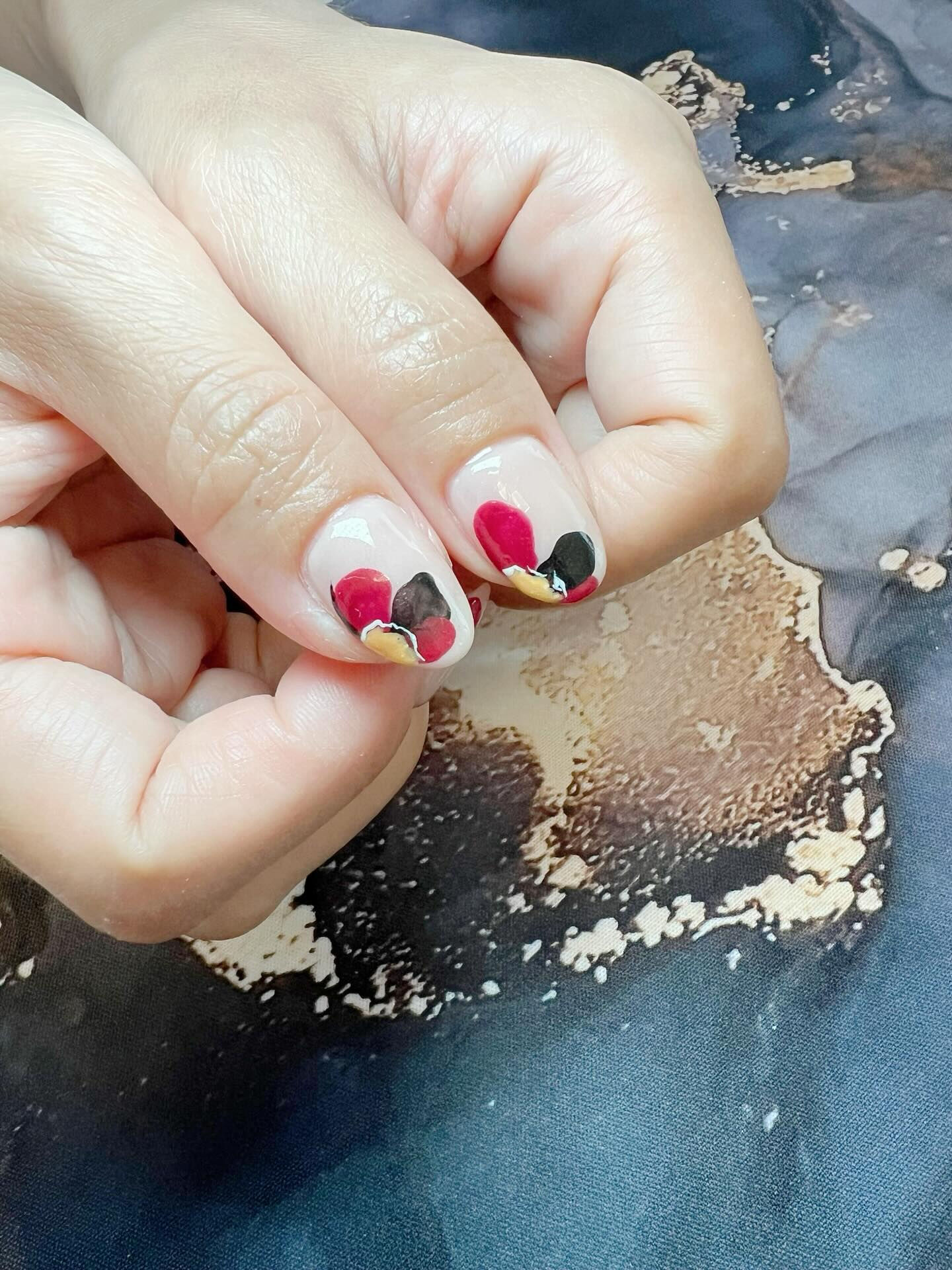 ニュアンスフラワーアートさせていただきました💅