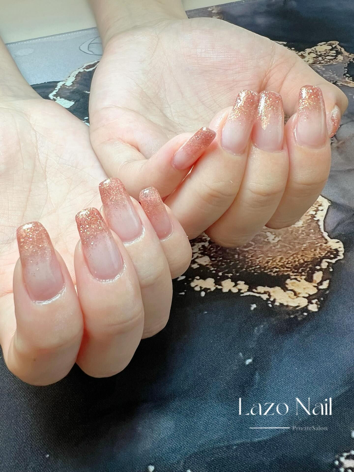 シンプルラメグラさせていただきました💅