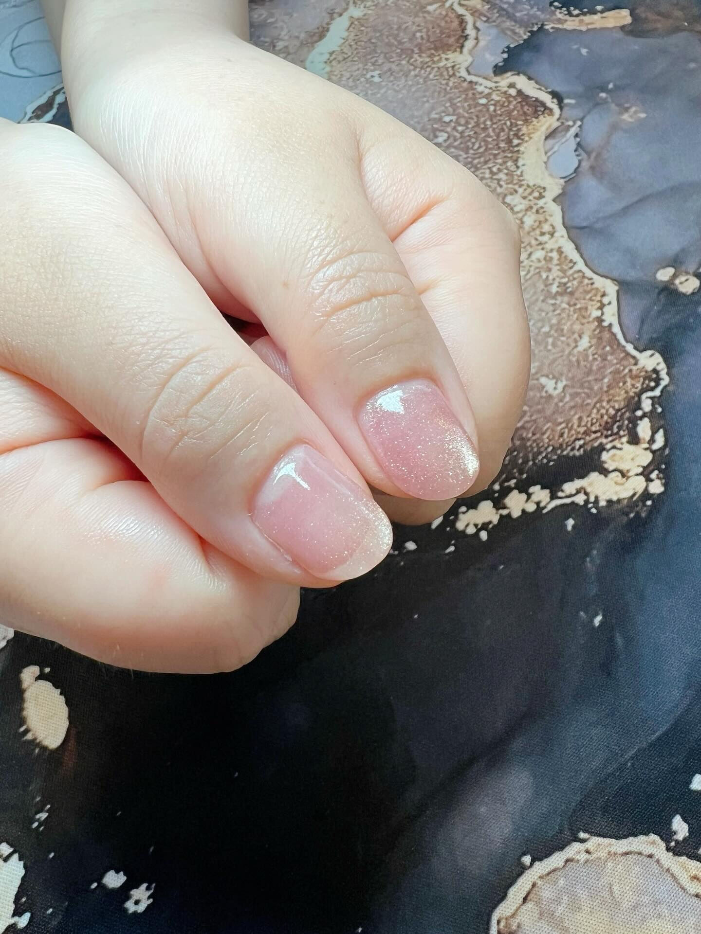 シンプルマグネットネイルさせていただきました💅