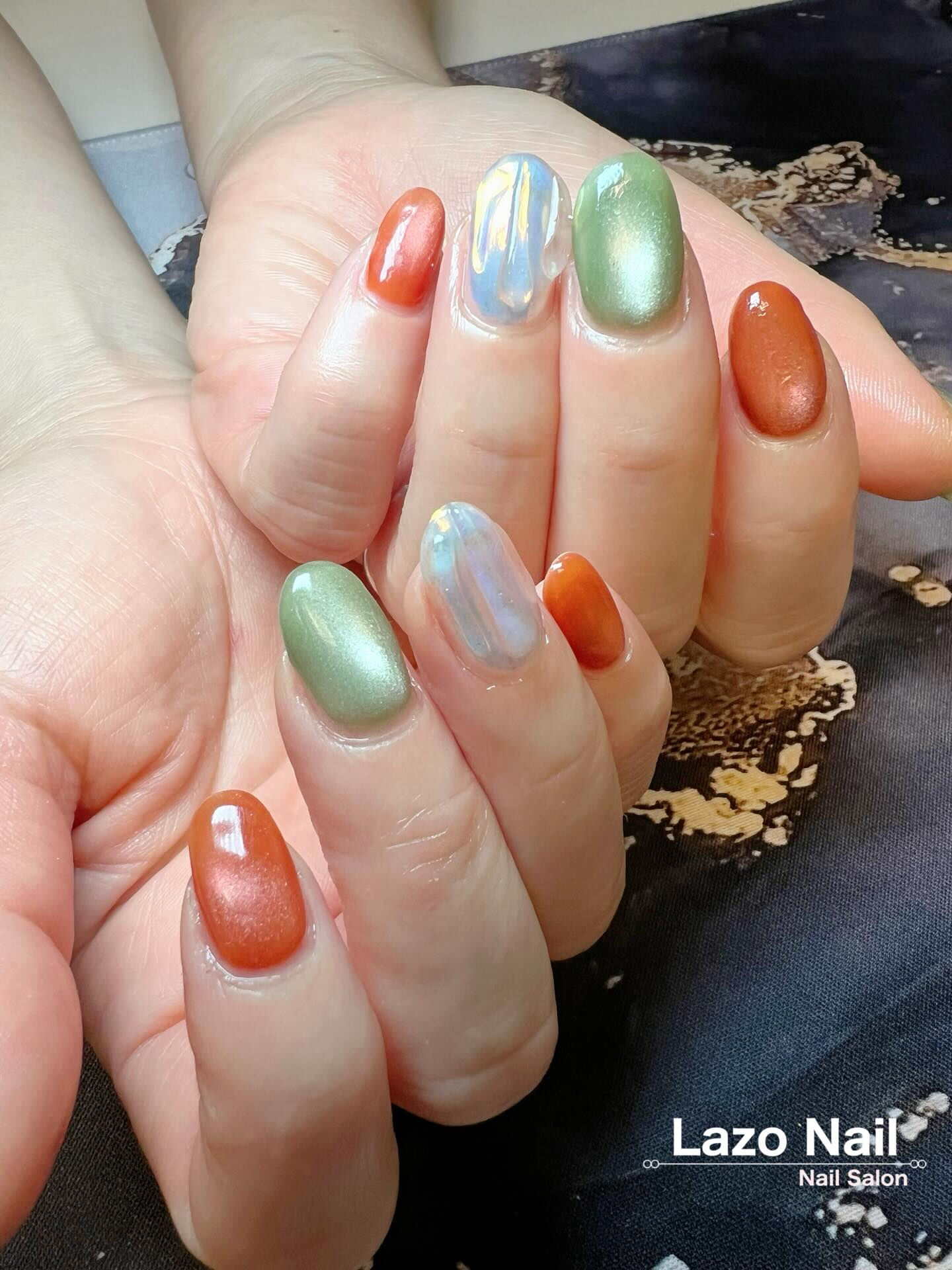 定額ネイルシンプルを色を変えてさせていただきました💅