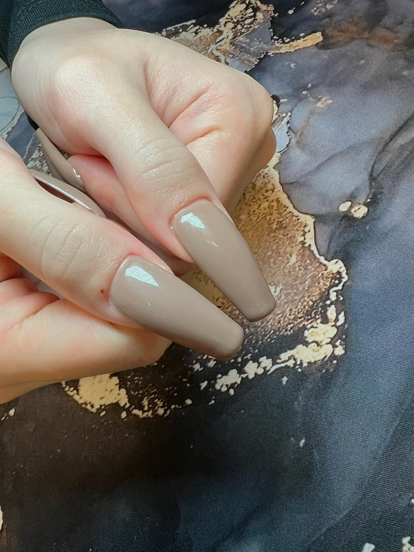 ワンカラー&長さ出しさせていただきました💅