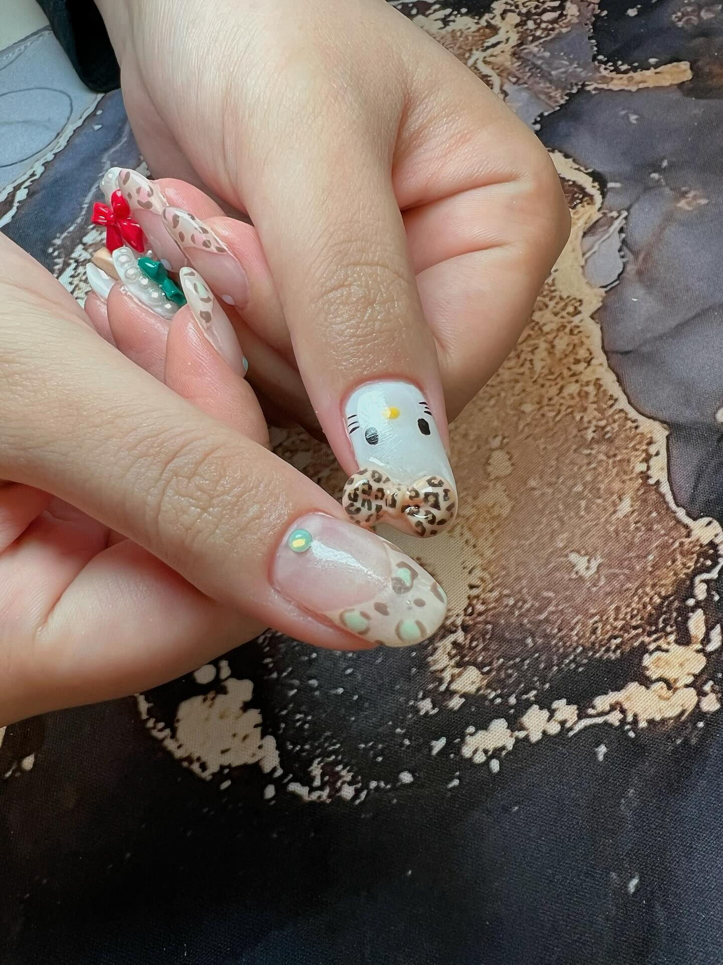 持ち込みデザインネイルさせていただきました💅