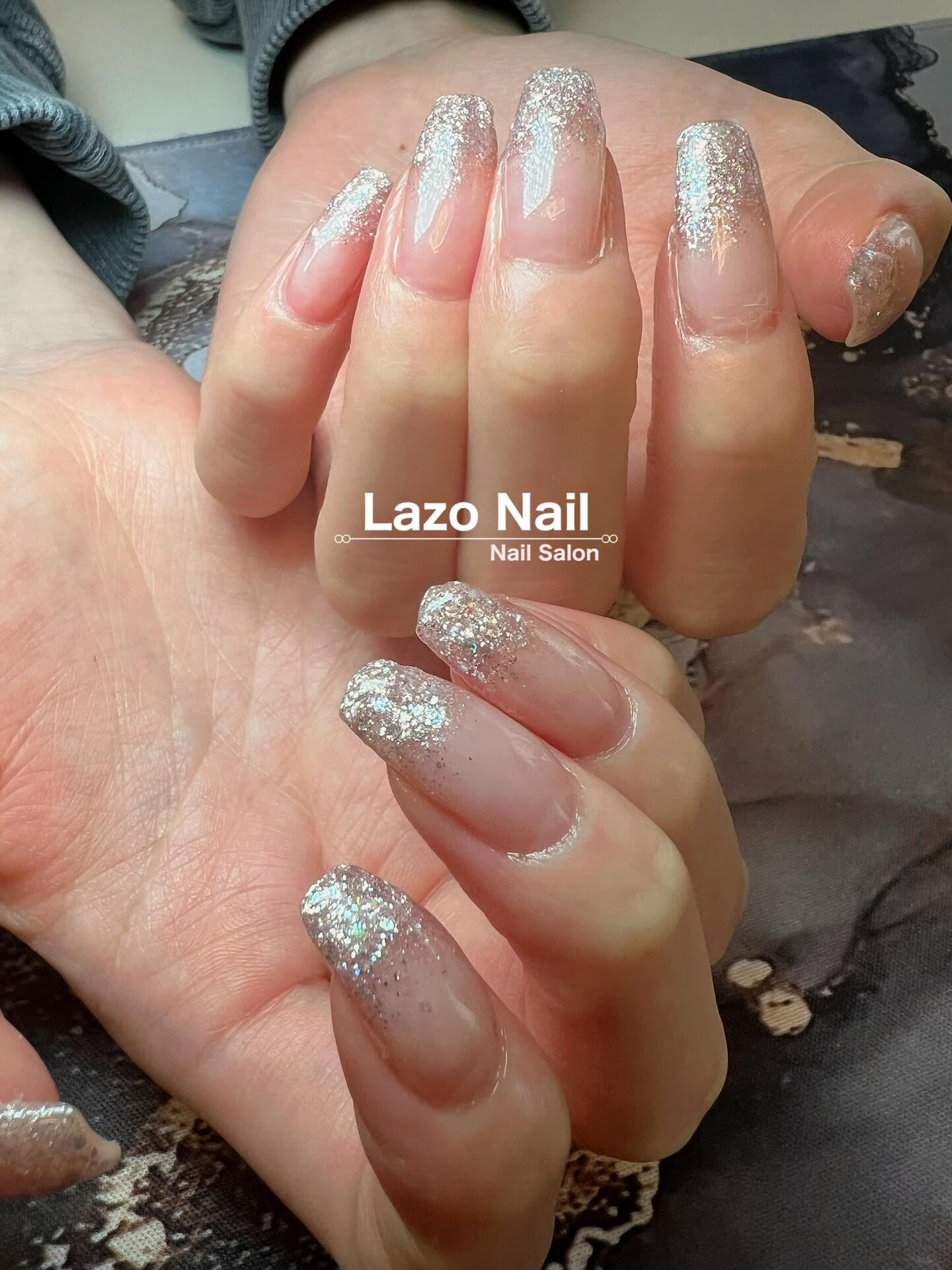 シンプルラメグラさせていただきました💅