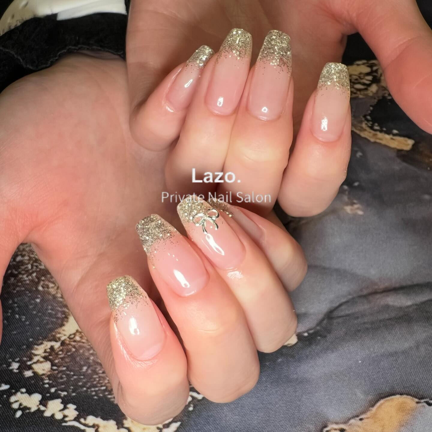 浅めラメグラさせていただきました💅