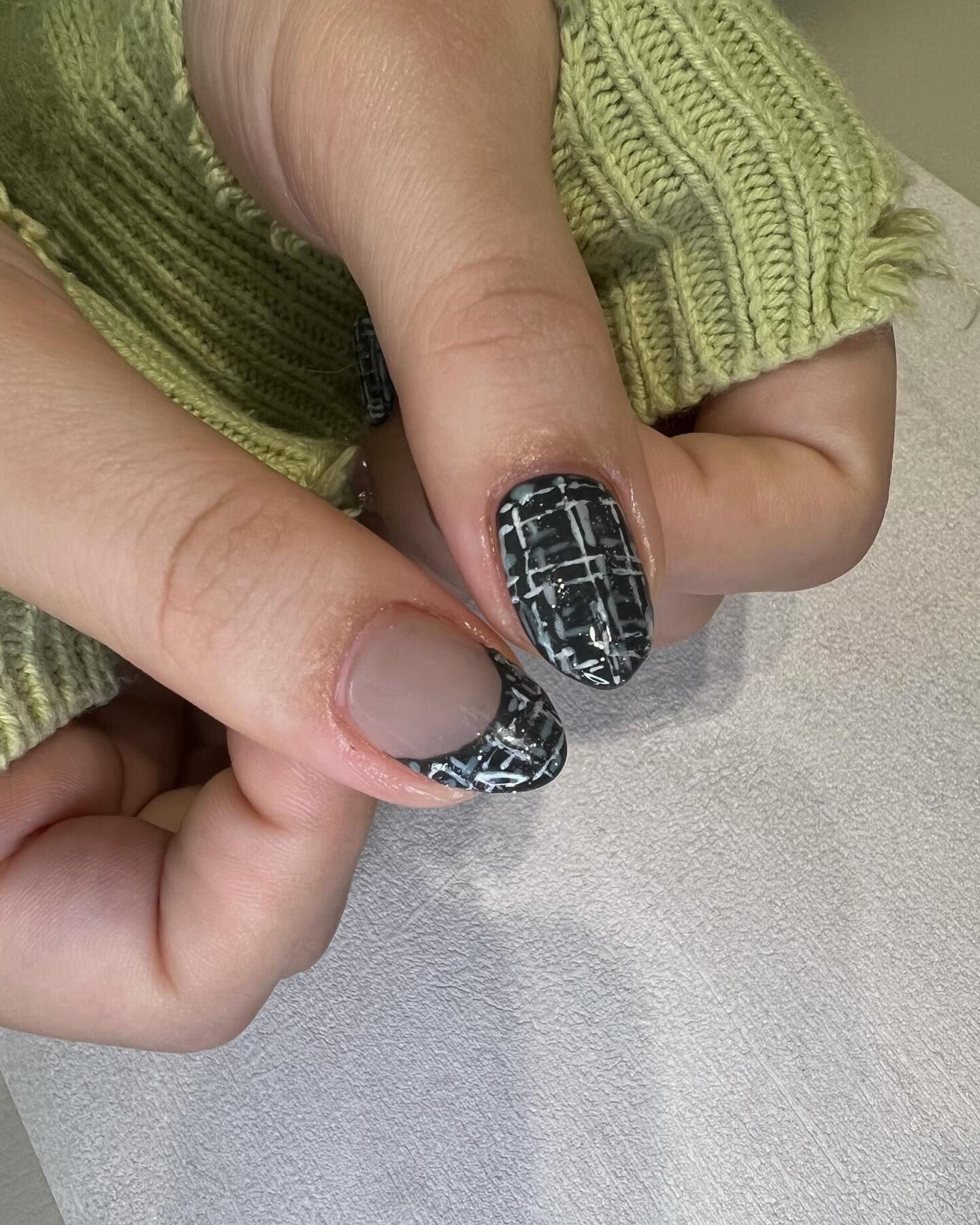 ツイード持ち込みデザインさせていただきました💅