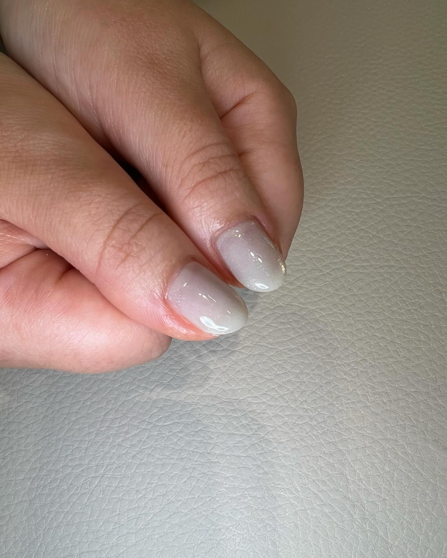 シンプル冬白マグさせていただきました💅