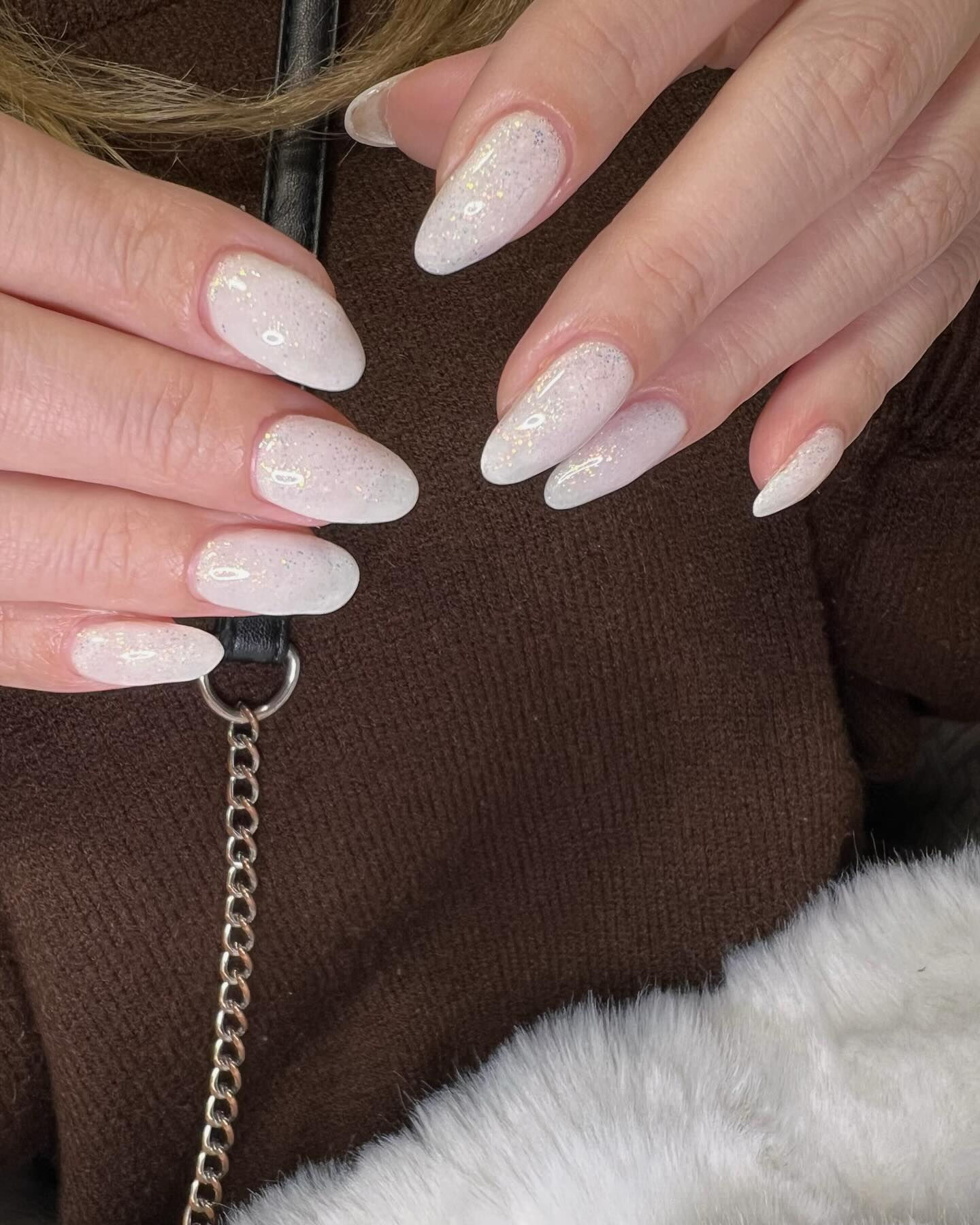 シアカラー&ラメでワンカラーさせていただきました💅