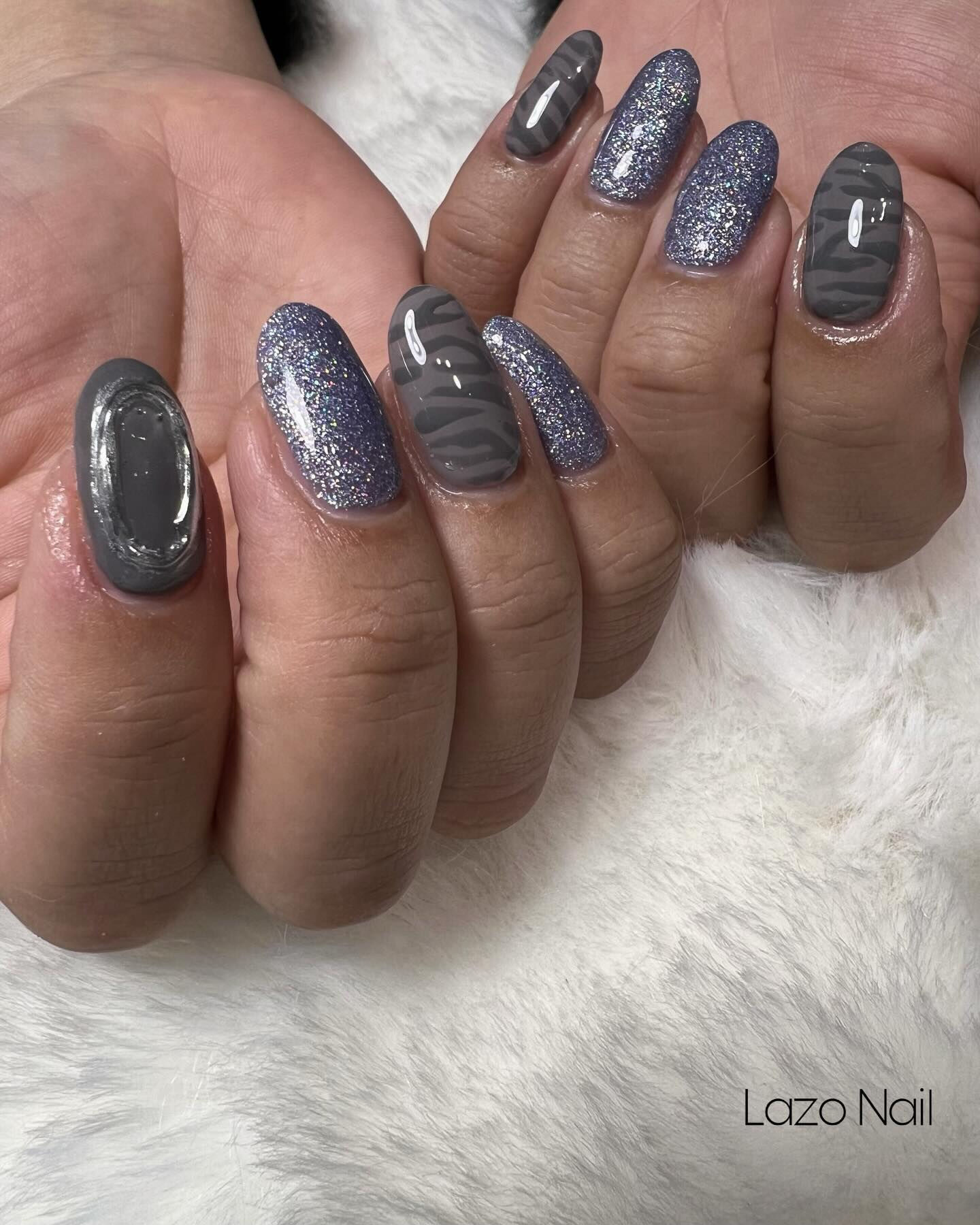 ゼブラ柄ネイル💅