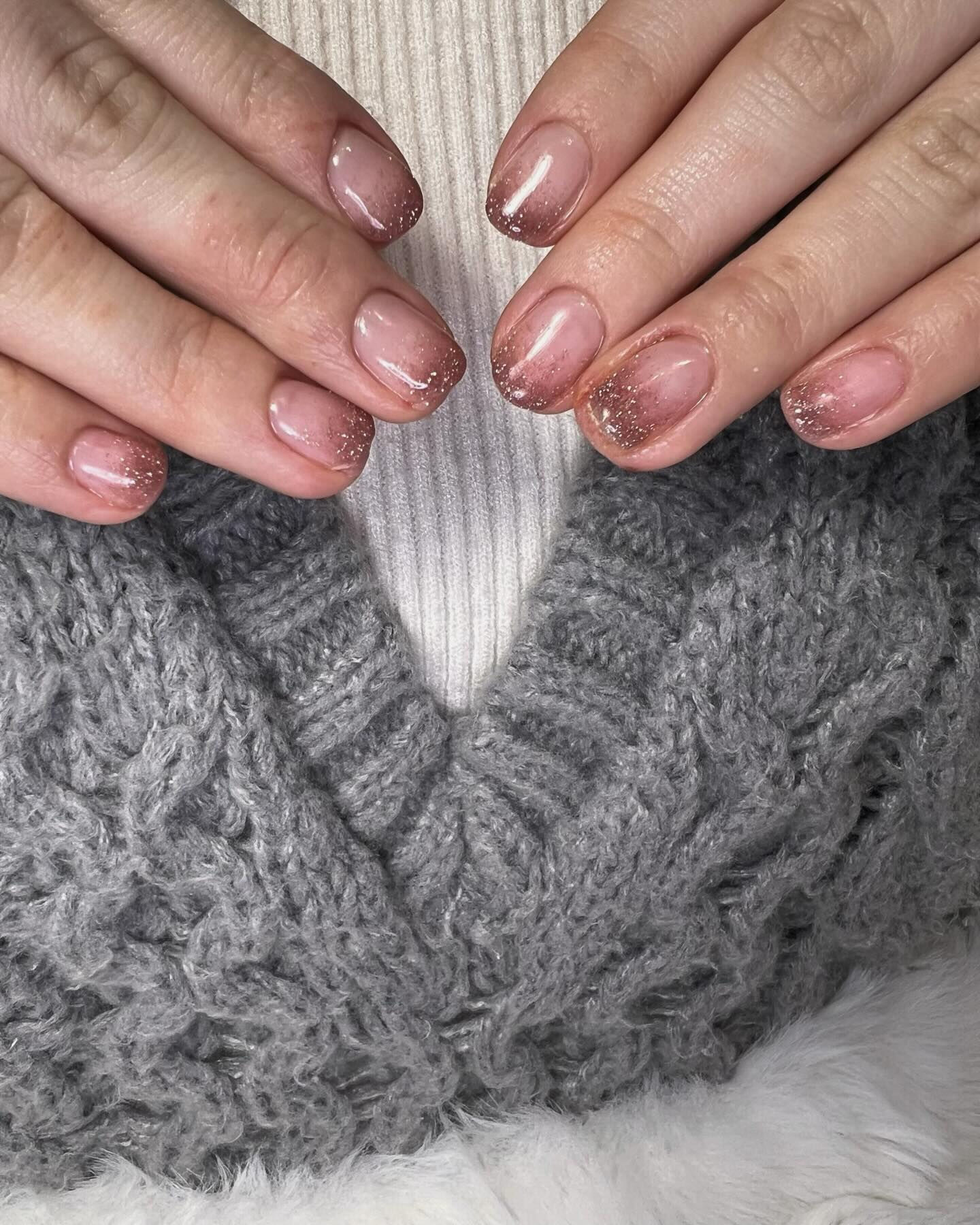 ラメグラネイル💅