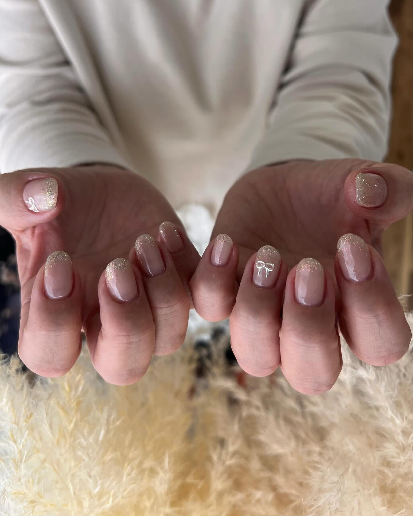 ワンカラー＋ラメグラネイル💅